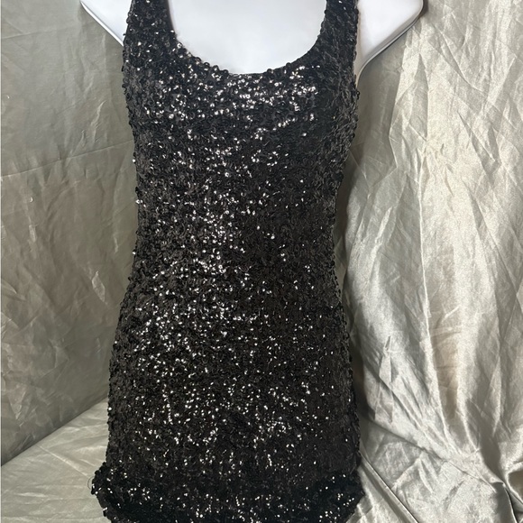 Glamorous Black Sequin Mini Dress - Picture 1 of 4